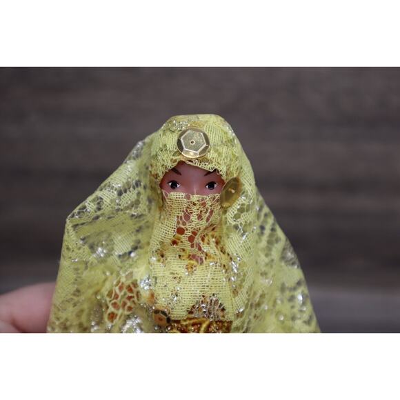 Vintage Arabian Princess Bride Tradition Dress Yellow Lace Dress Fashion Doll - Picture 13 of 13